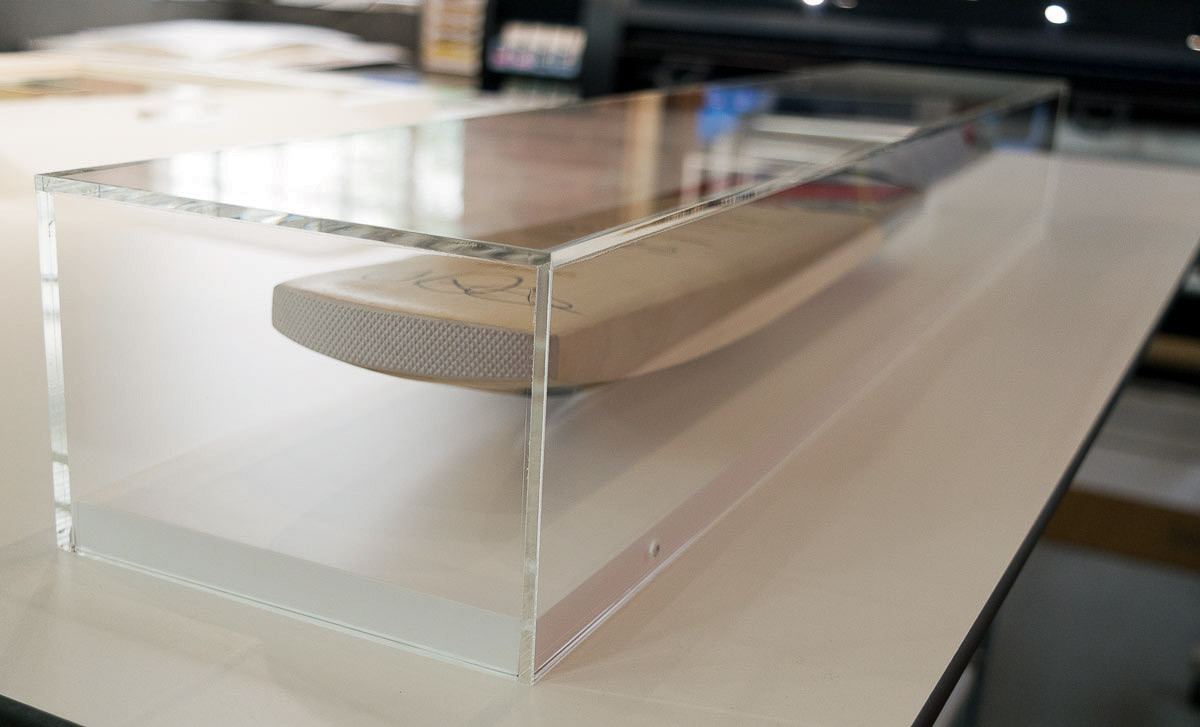 Buy Freestanding small clear acrylic boxes with lids with Custom Designs 